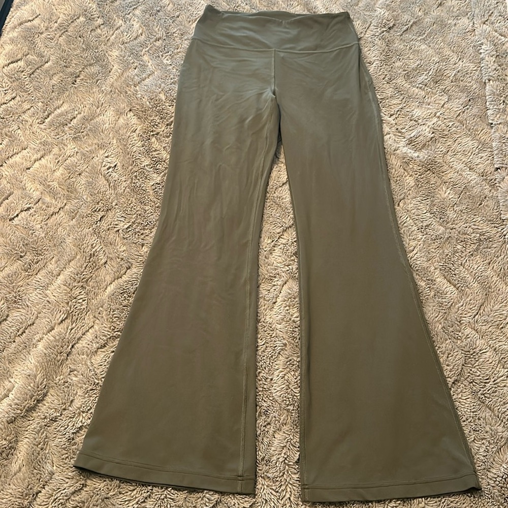 Lululemon groove flare pant